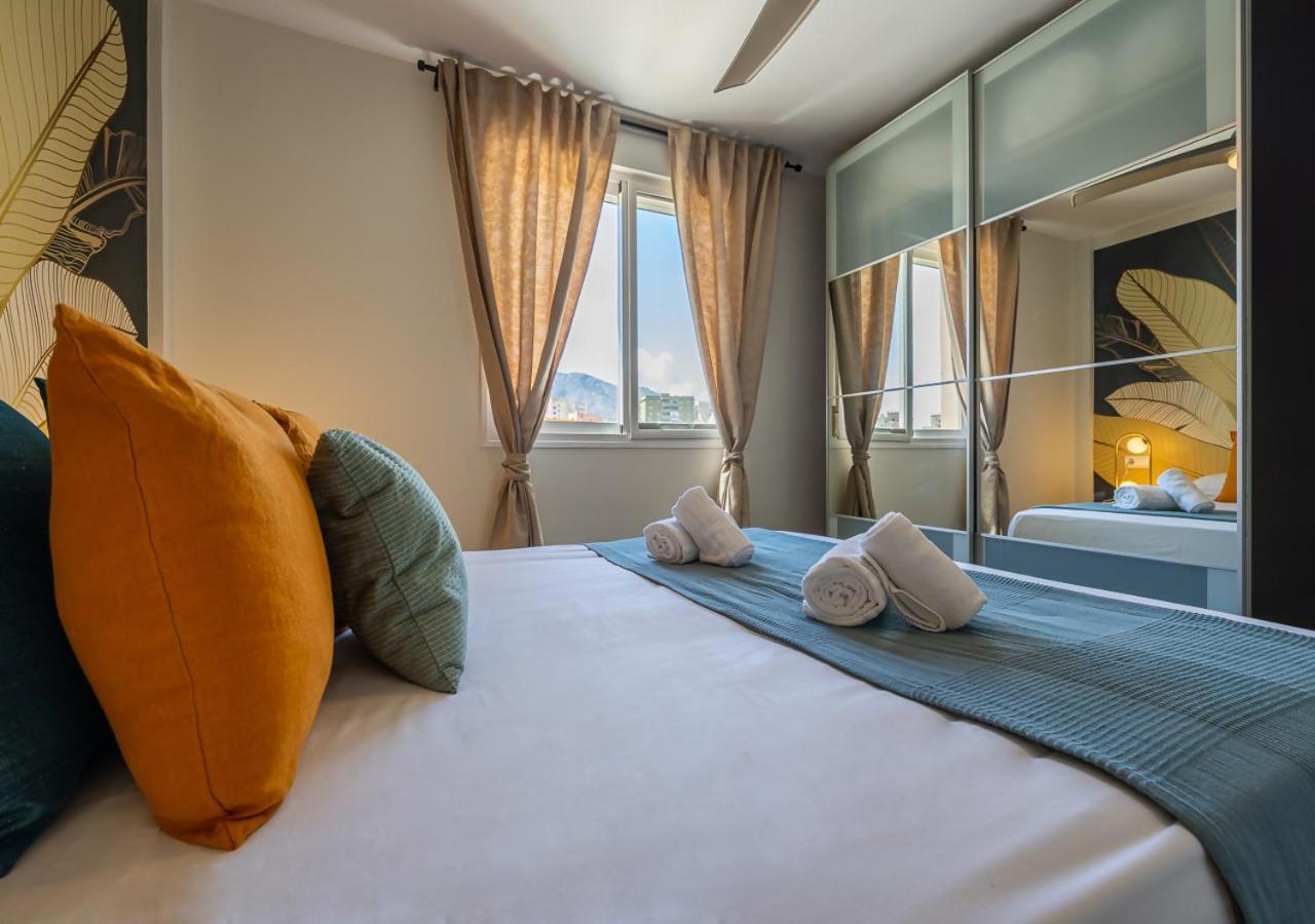 Apartamento Centro Wifi Terraza Parking Ascensor A La Playa A 5 Min Torremolinos Exterior foto