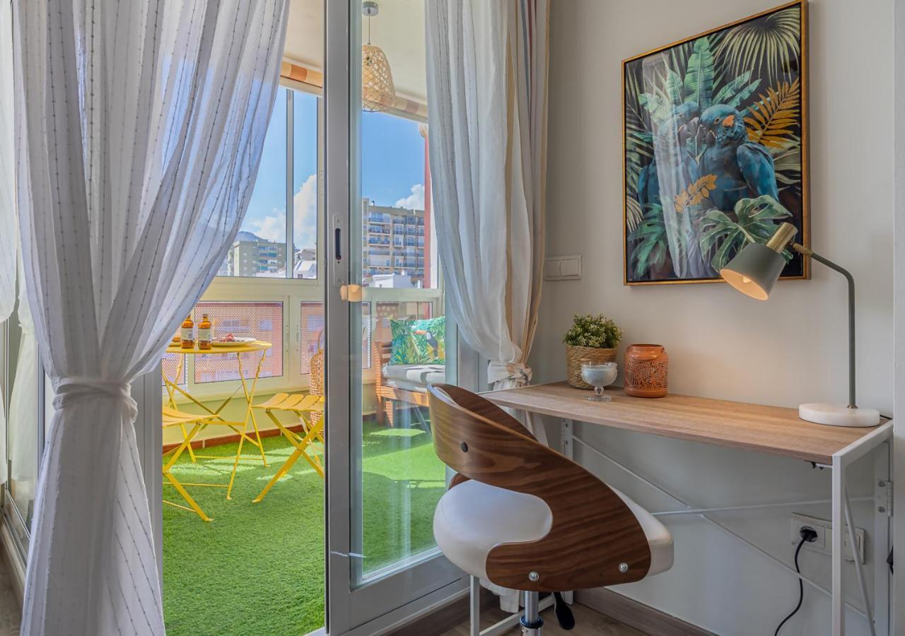 Apartamento Centro Wifi Terraza Parking Ascensor A La Playa A 5 Min Torremolinos Exterior foto