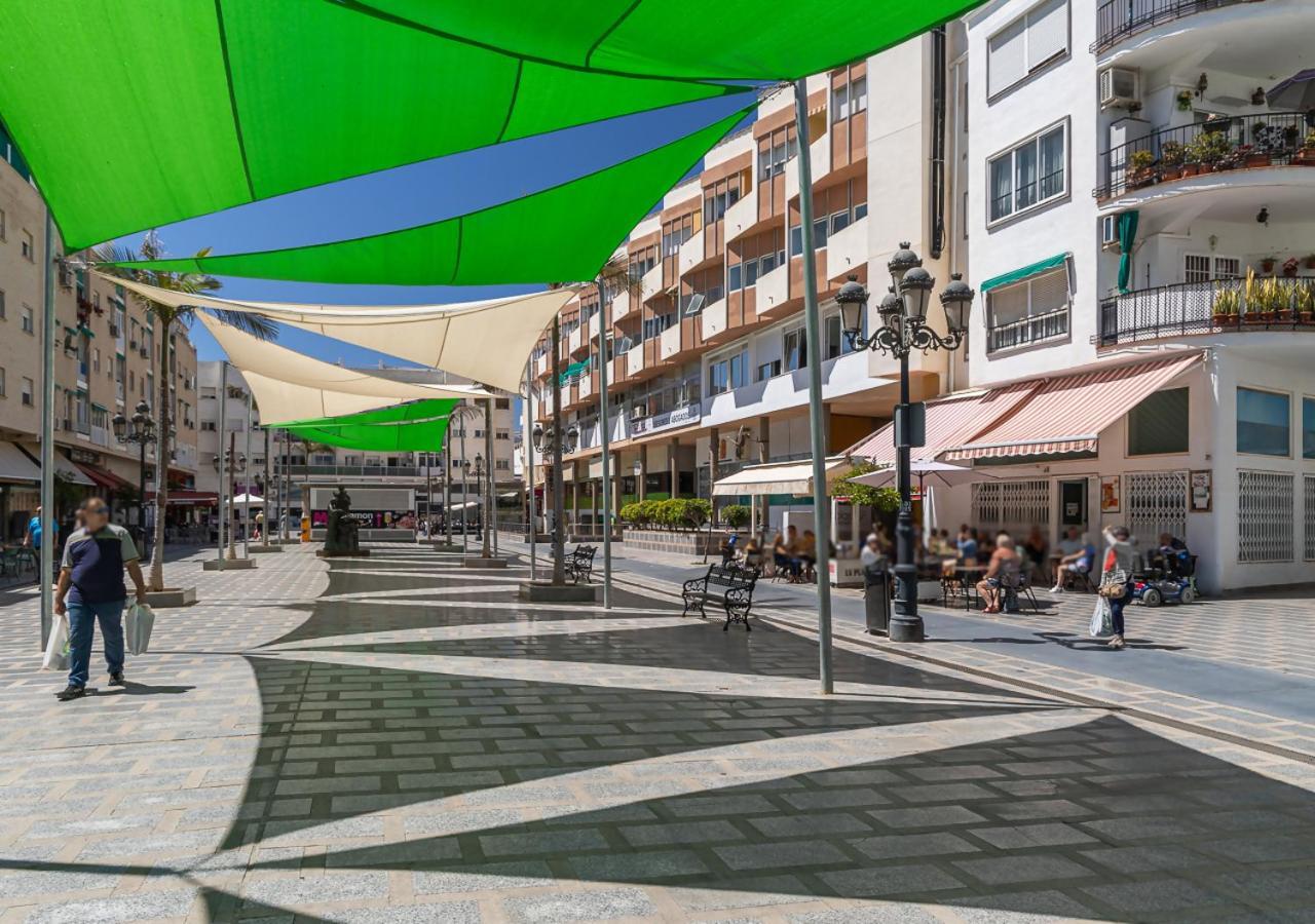 Apartamento Centro Wifi Terraza Parking Ascensor A La Playa A 5 Min Torremolinos Exterior foto