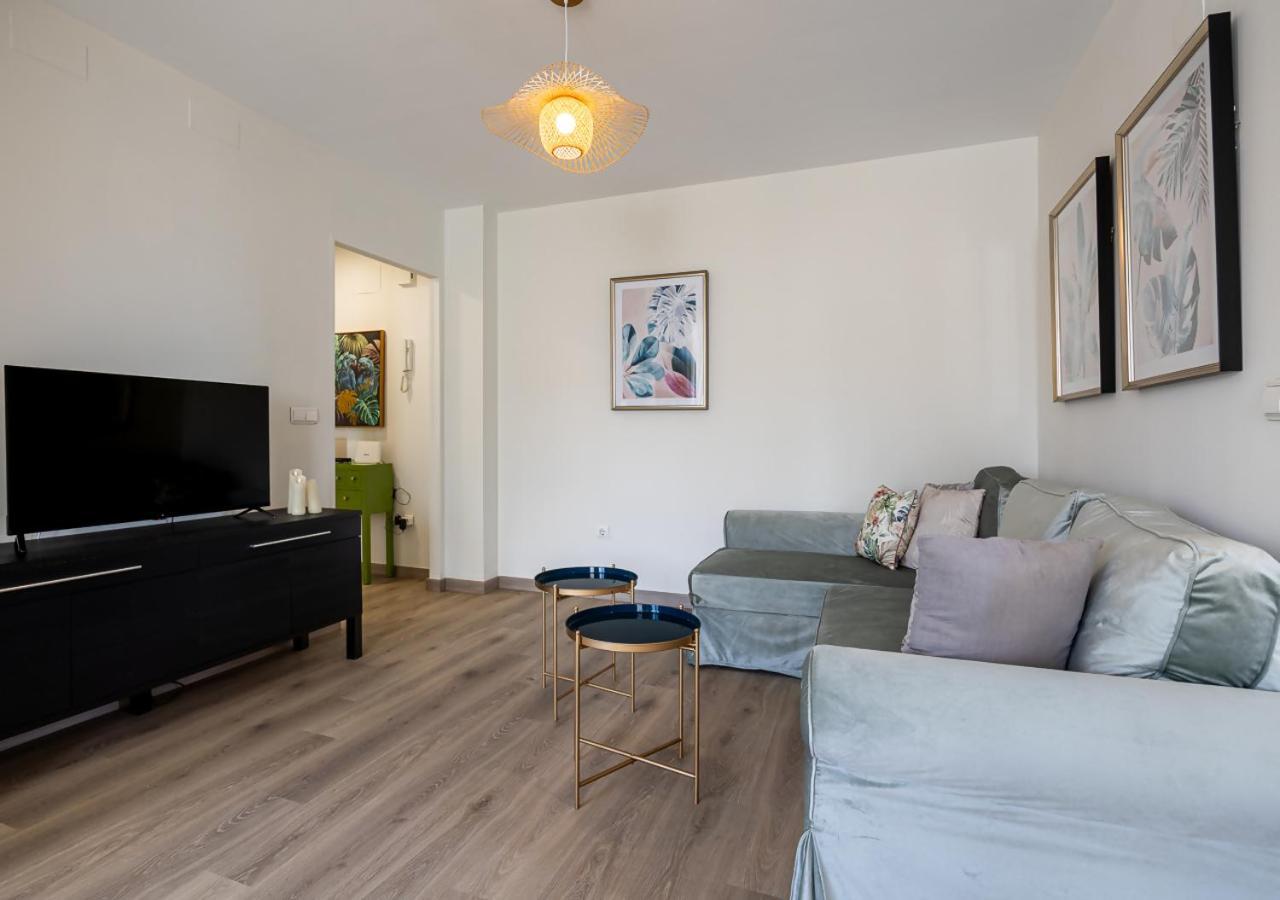 Apartamento Centro Wifi Terraza Parking Ascensor A La Playa A 5 Min Torremolinos Exterior foto